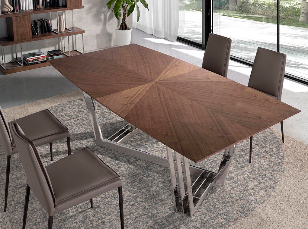 Dining table in walnut wood and chrome-plated steel