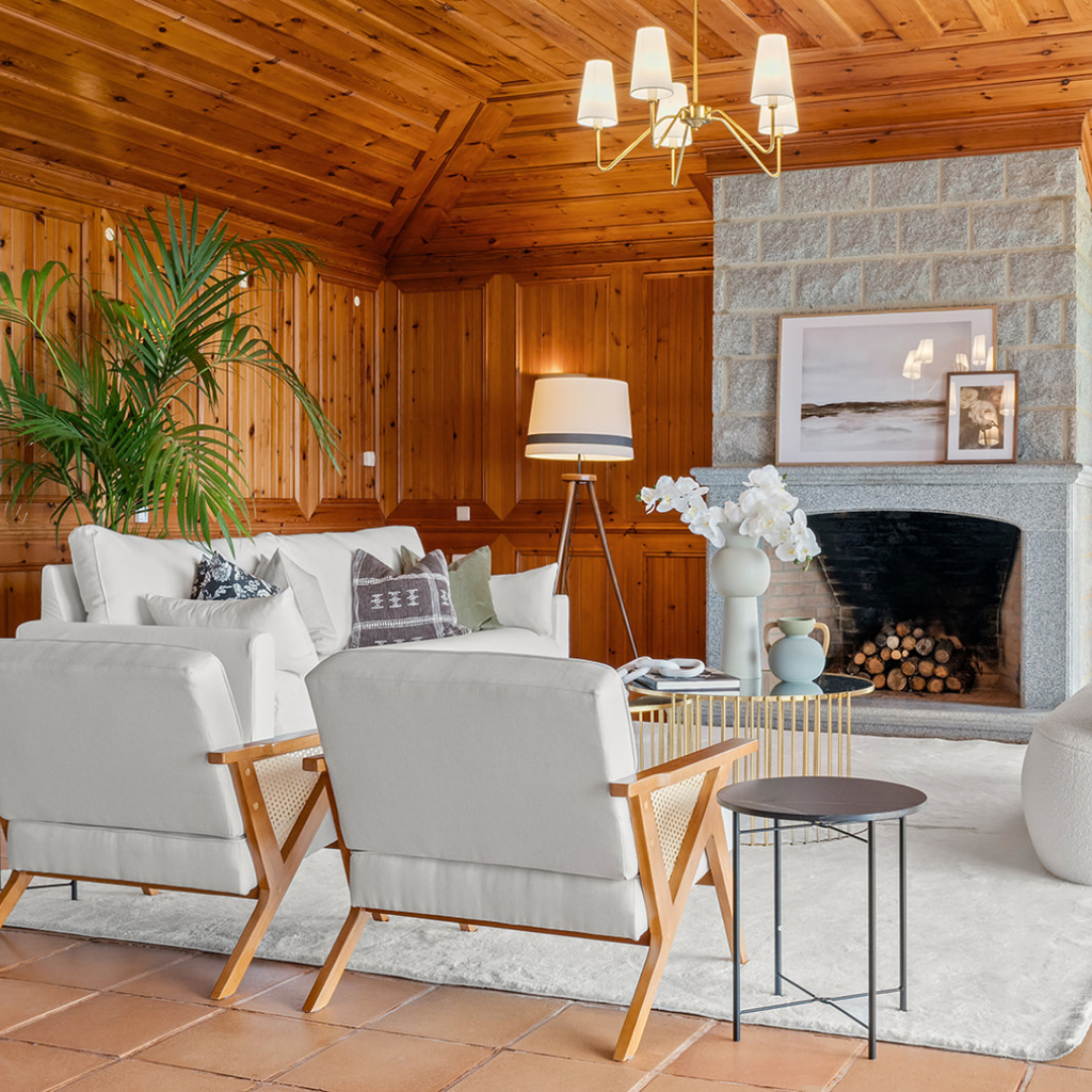 Armchair Claudia