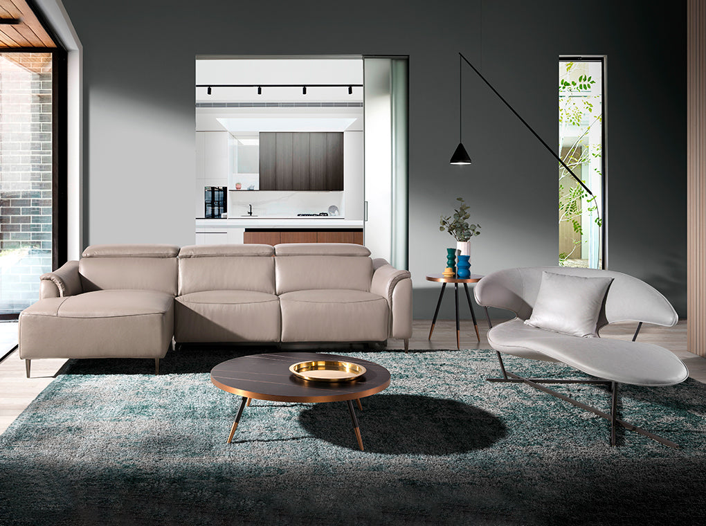 Porcelain black marble and steel round coffee table with bronze-colored chrome bath.