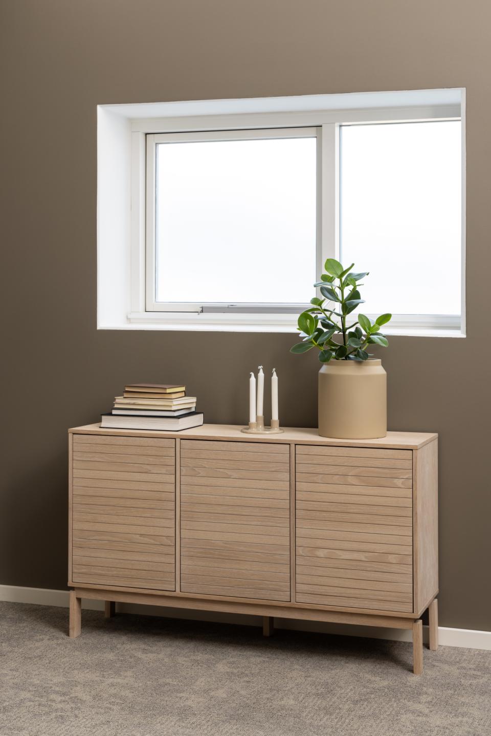 Linley sideboard, top, frame, 3 doors and 3 shelves white pigmented oiled oak veneer, base white pigmented oiled oak, with lamella front and push to open function, 135,4x40x80 cm