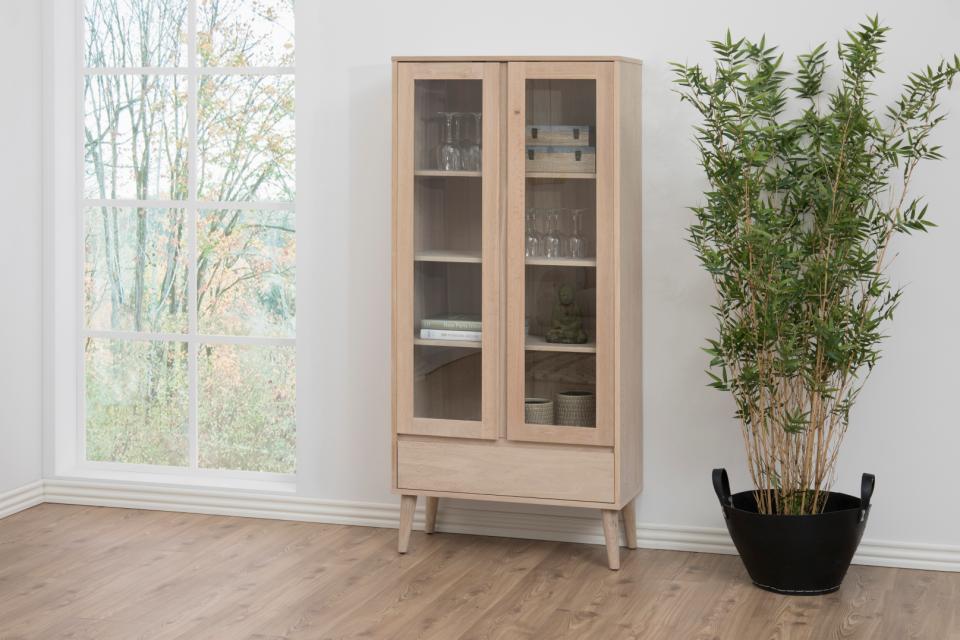 Nagano display cabinet, top, frame, drawer and 3 shelves white pigmented oiled oak veneer, 2 doors clear tempered glass and white pigmented oiled oak veneer, base white pigmented oiled oak, with metal runners, 80x37x178 cm